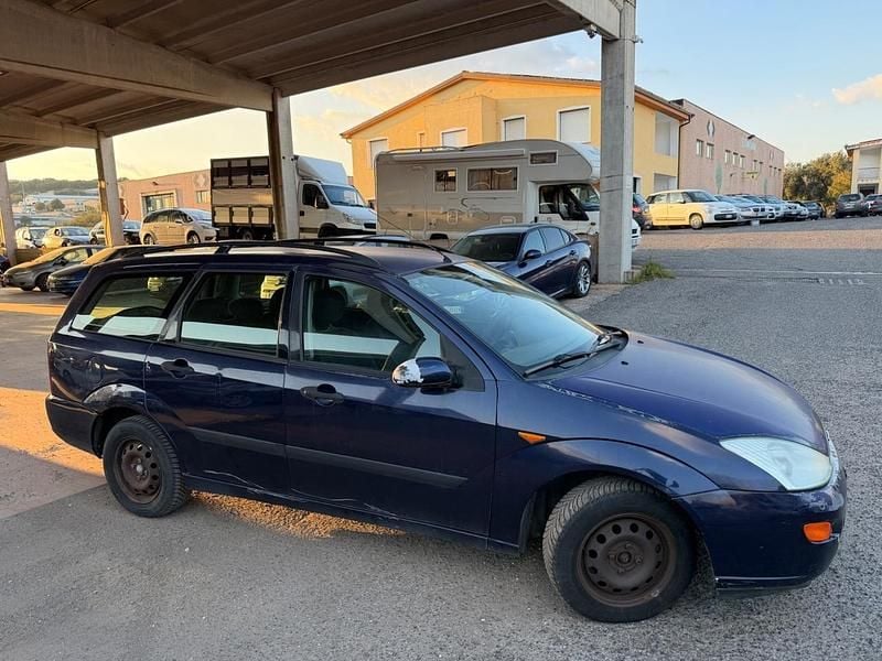 Usata Ford Focus 89 CV (65 kW) 2002 Blu Station wagon