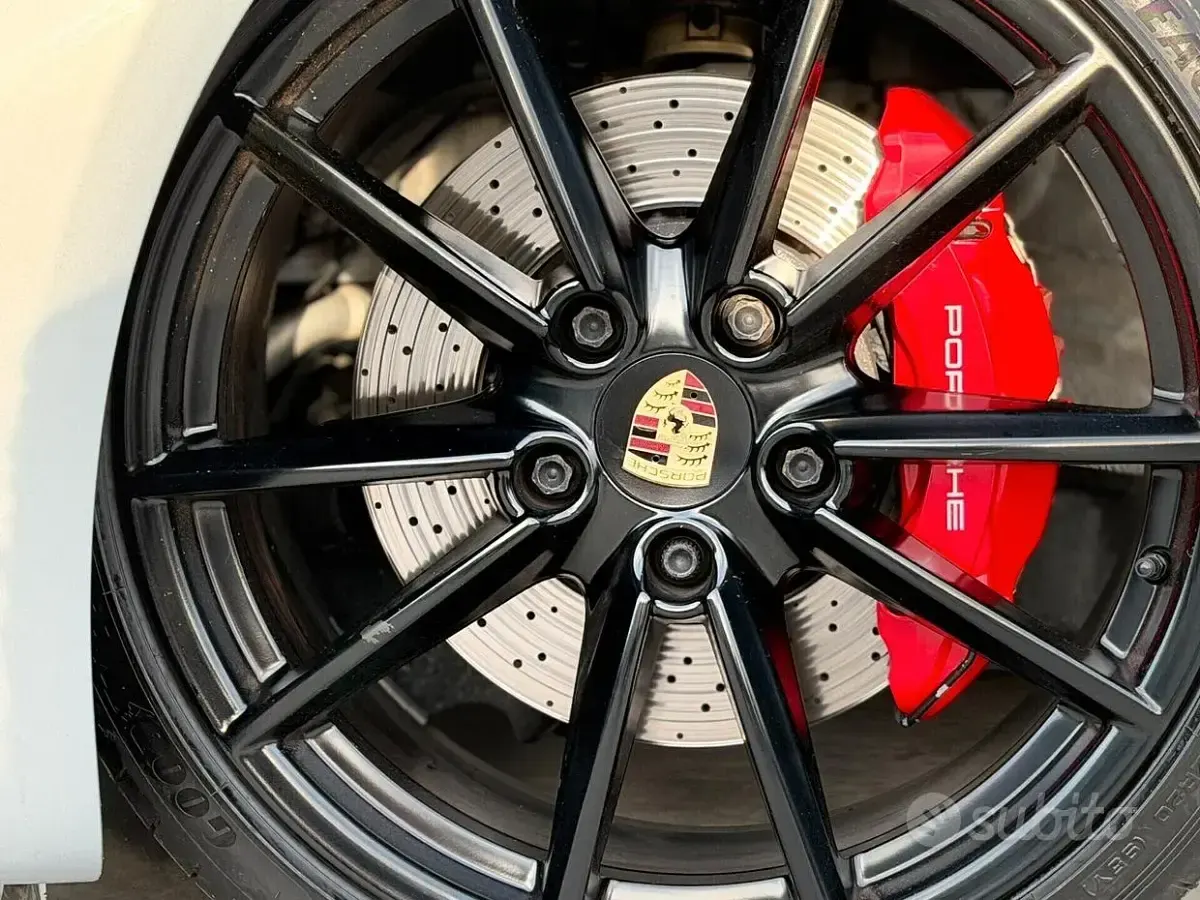 Usata Porsche 911 Carrera 4S 450 CV (330 kW) 2019 Grigio Coupé
