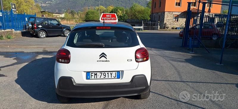 Usata Citroën C3 Feel 82 CV (60 kW) 2018 Bianco Utilitaria
