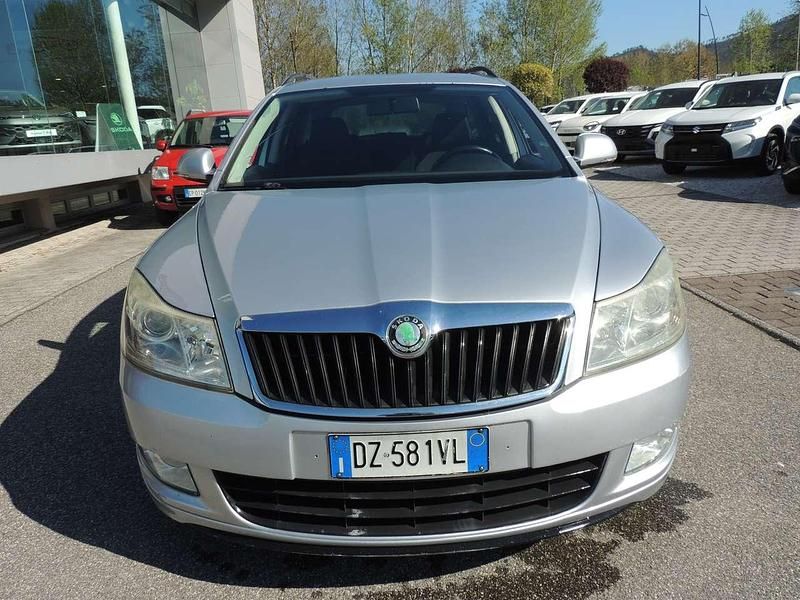 Usata Skoda Octavia Elegance 105 CV (77 kW) 2010 Argento Station wagon