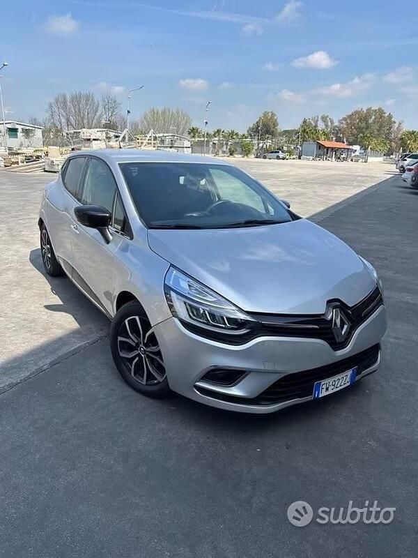 Usata 2019 Renault Clio IV Due volumi | 8800 € (Ottimo prezzo) - Immagine 1/4