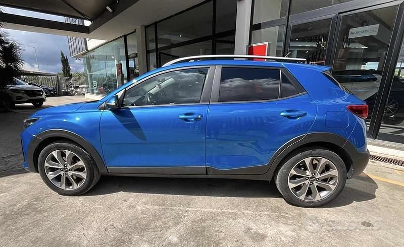 Usata Kia Stonic Style 101 CV (74 kW) 2023 Blu SUV
