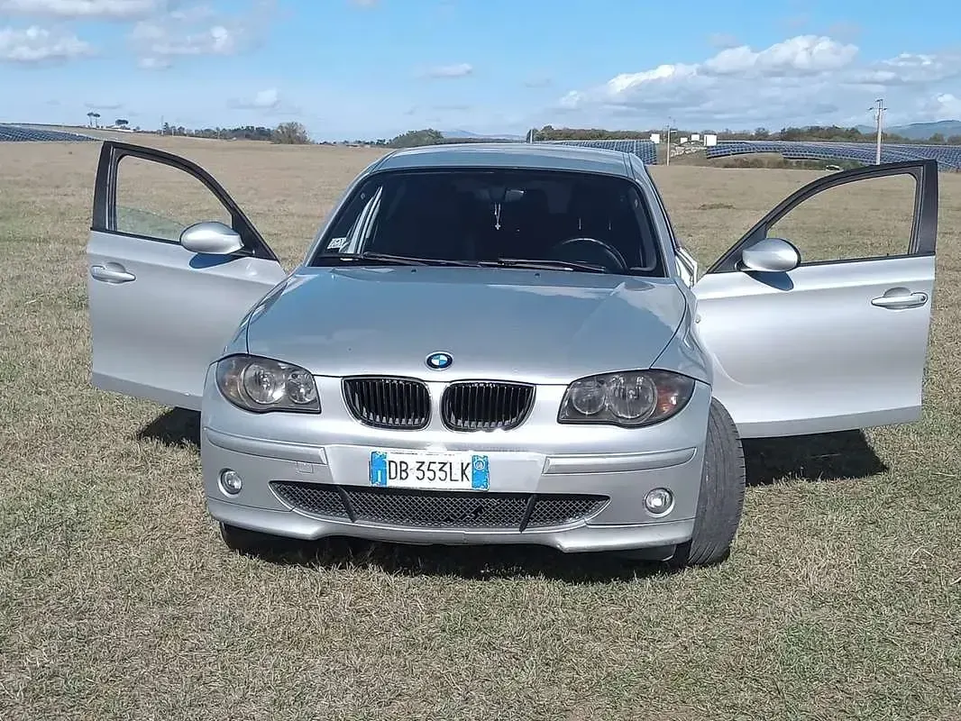 Usata BMW 118 143 CV (105 kW) 2009 Utilitaria