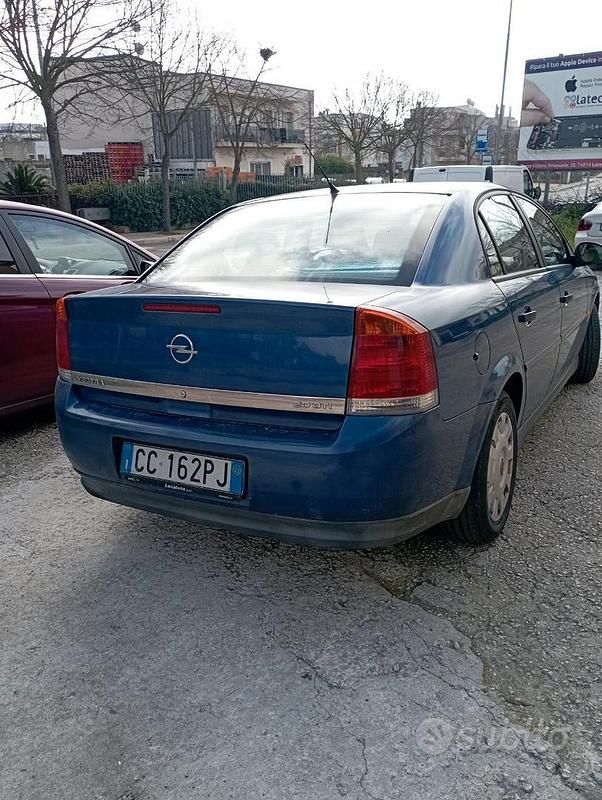 Usata Opel Vectra 2002 Berlina