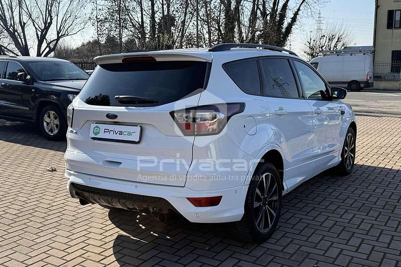 Usata Ford Kuga ST-Line 120 CV (88 kW) 2017 Bianco SUV
