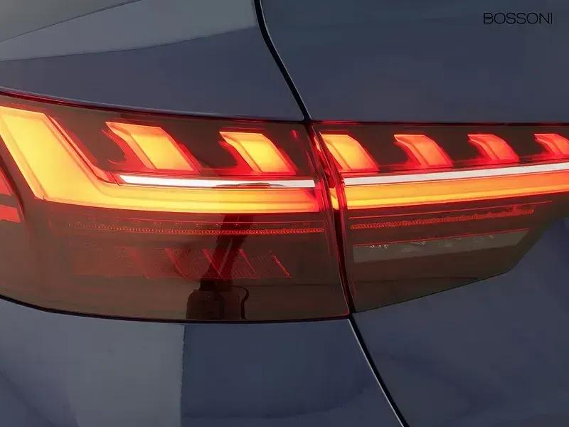 Usata Audi A4 S-Line 136 CV (100 kW) 2024 Blu Berlina