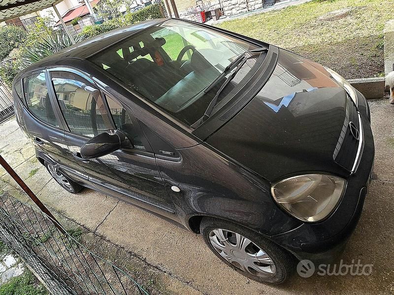 Usata Mercedes A140 82 CV (60 kW) 2000 Nero Utilitaria
