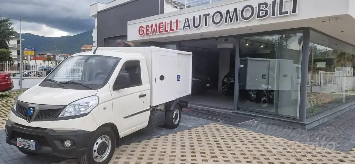 Usata Piaggio Porter 102 CV (75 kW) 2024 Bianco