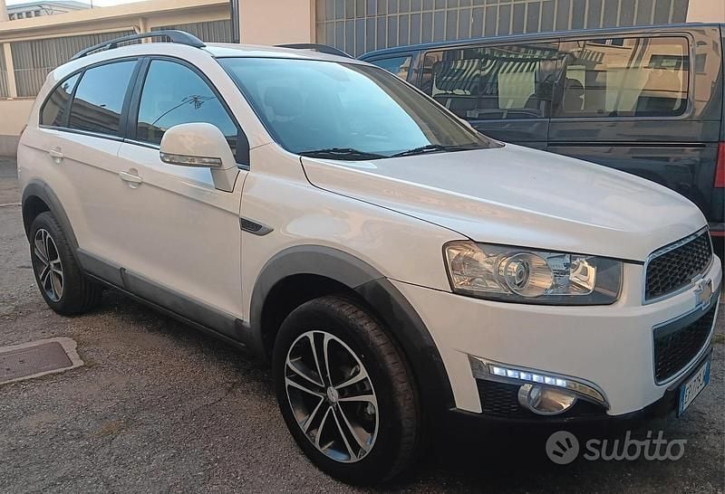 Usata Chevrolet Captiva LT 163 CV (119 kW) 2013 Bianco SUV