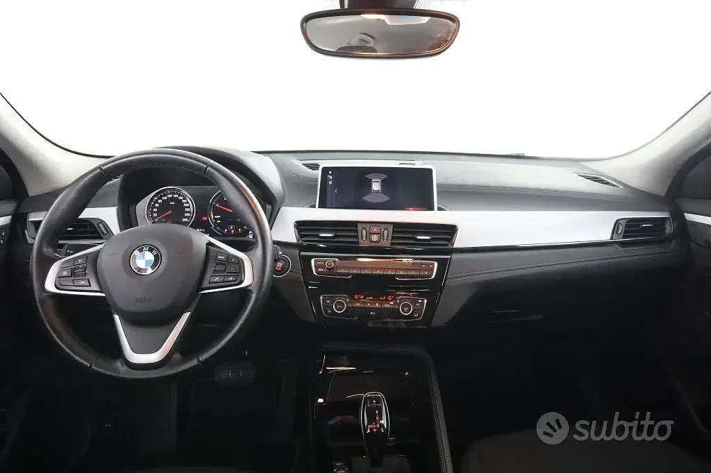 Usata BMW X2 Advantage 116 CV (85 kW) 2023 Grey metallic SUV