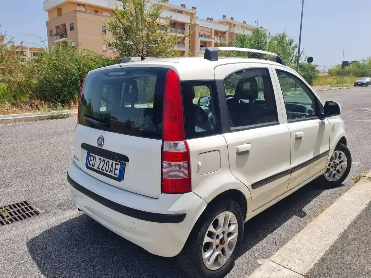 Usata Fiat Panda 54 CV (39 kW) 2010 Other Utilitaria
