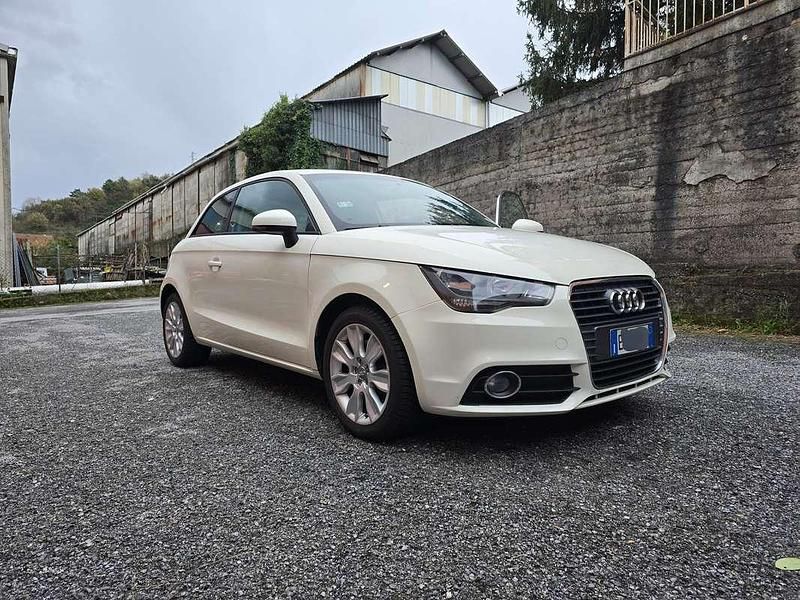 Usata Audi A1 Ambition 122 CV (89 kW) 2011 Bianco Berlina
