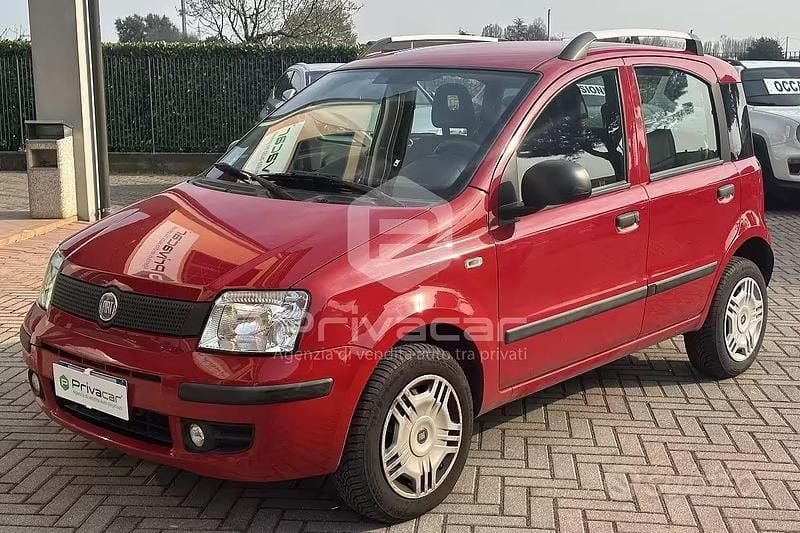 Usata Fiat Panda Active 77 CV (56 kW) 2012 Rosso Utilitaria