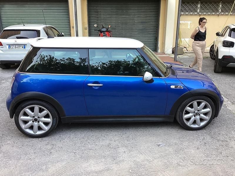 Blu Usata 2006 Mini Cooper S Due volumi | 5000 € (Ottimo prezzo) - Immagine 1/4