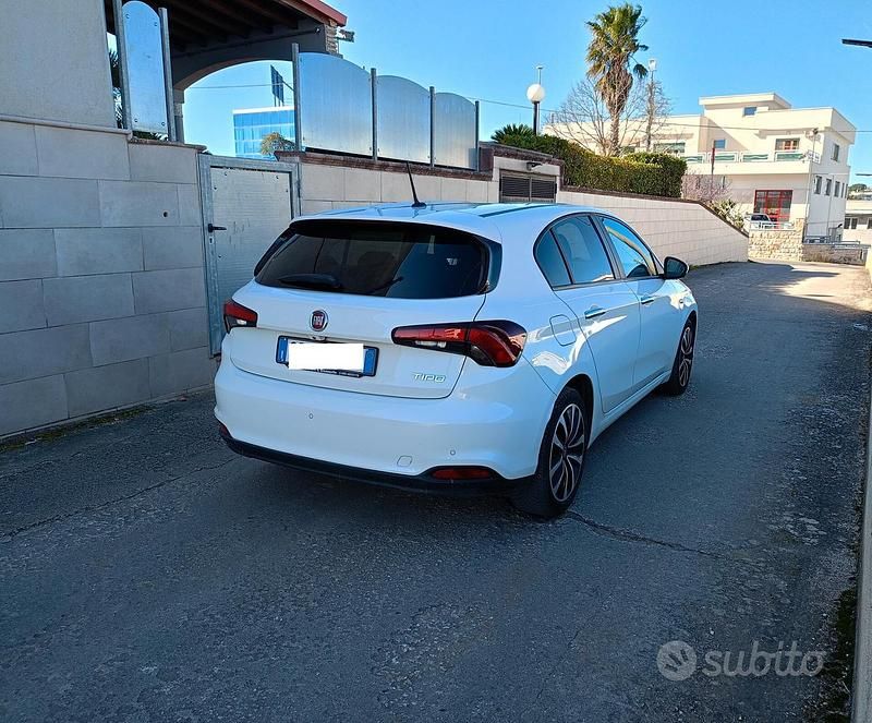 Usata Fiat Tipo Lounge 95 CV (69 kW) 2020 Bianco Berlina