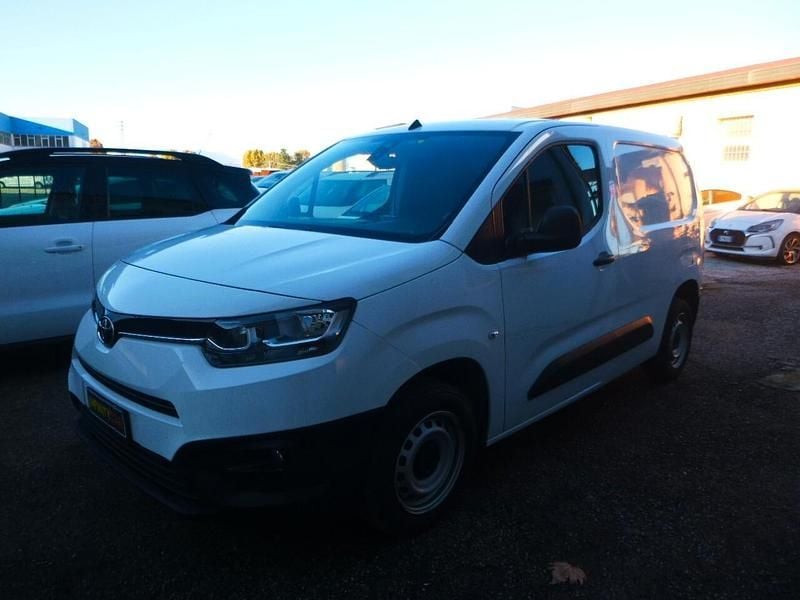 Usata Toyota Proace City City 101 CV (74 kW) 2021 Bianco Monovolume