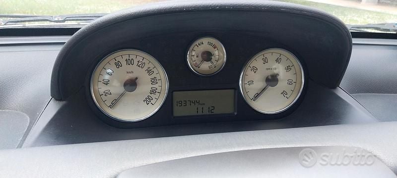 Usata Lancia Ypsilon 70 CV (51 kW) 2004 Utilitaria