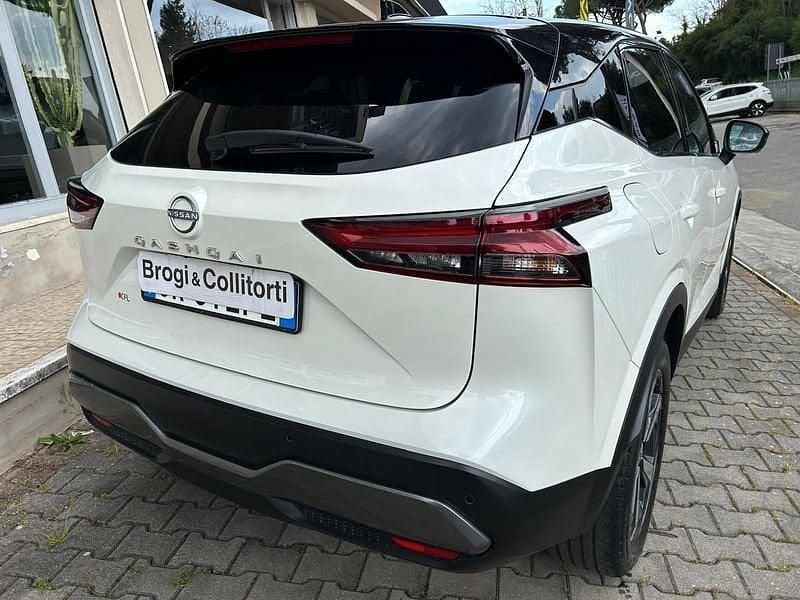 Usata Nissan Qashqai N-Connecta 140 CV (102 kW) 2023 Bianco SUV