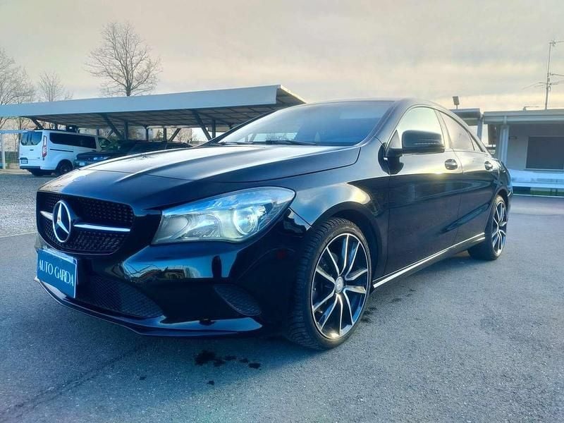 Nero Usata 2017 Mercedes CLA200 Premium Tre volumi | 14.900 € (Super prezzo) - Immagine 1/4