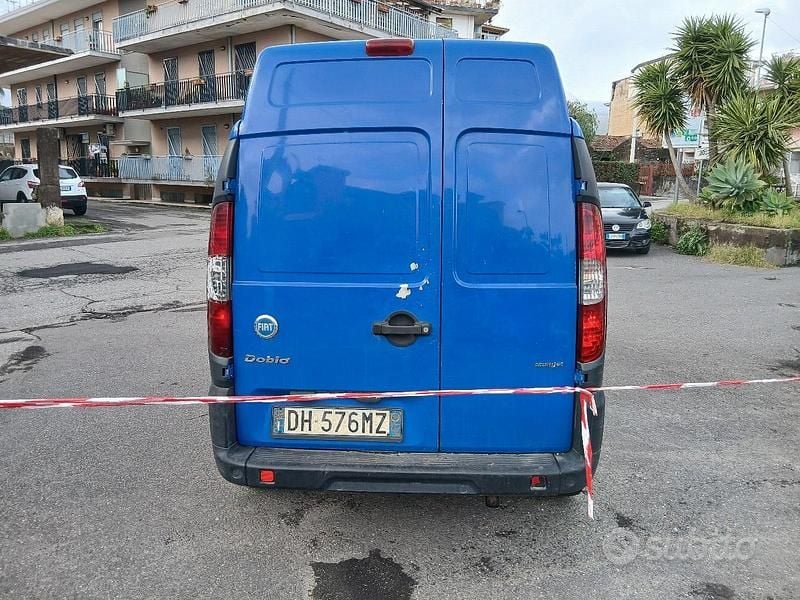 Usata Fiat Doblò 2007 Blu Monovolume