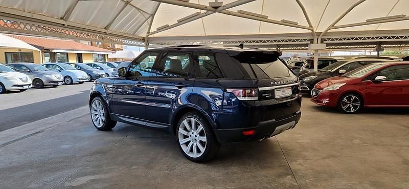 Usado Land Rover Range Rover HSE Dynamic 249 HP (183 kW) 2016 Azul SUV