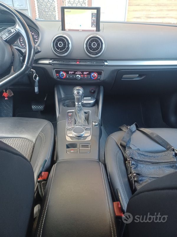 Usata 2015 Audi A3 Sportback Due volumi | 8000 € (Ottimo prezzo) - Immagine 1/4