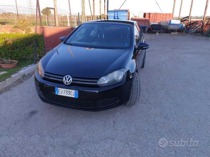 Usata 2011 VW Golf VI Tre volumi | 5800 € (Buon prezzo) - Immagine 1/4