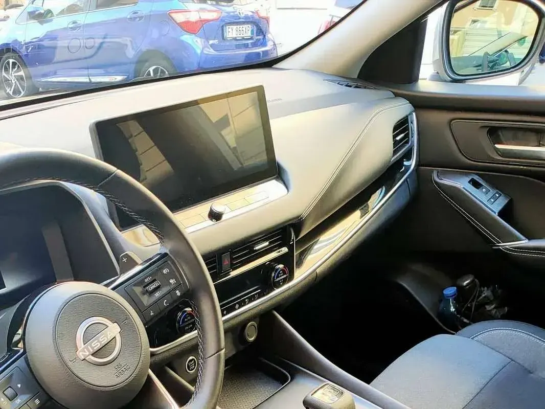 Usata Nissan Qashqai N-Connecta 158 CV (116 kW) 2023 Argento SUV