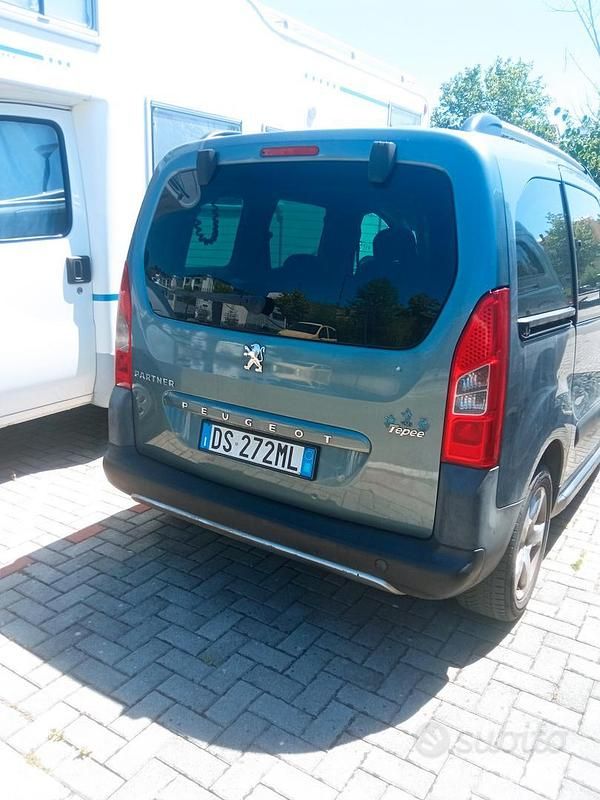 Usata Peugeot Partner 90 CV (66 kW) 2008 Blu Monovolume