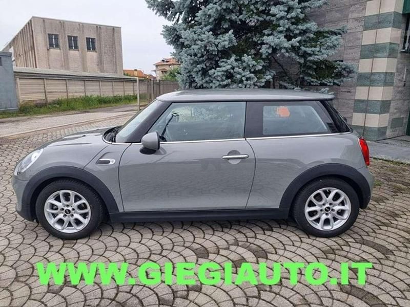 Usata Mini Cooper 136 CV (100 kW) 2017 Grigio pastello Utilitaria