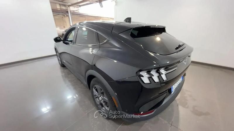 Usata Ford Mustang Mach-E Standard Range 100 kW (136 CV) 2023 Nero SUV