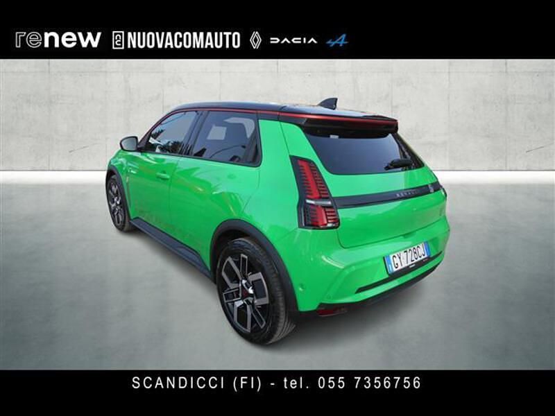 Usata Renault 5 E-Tech Komfort 110 kW (150 CV) 2025 Verde chiaro Utilitaria
