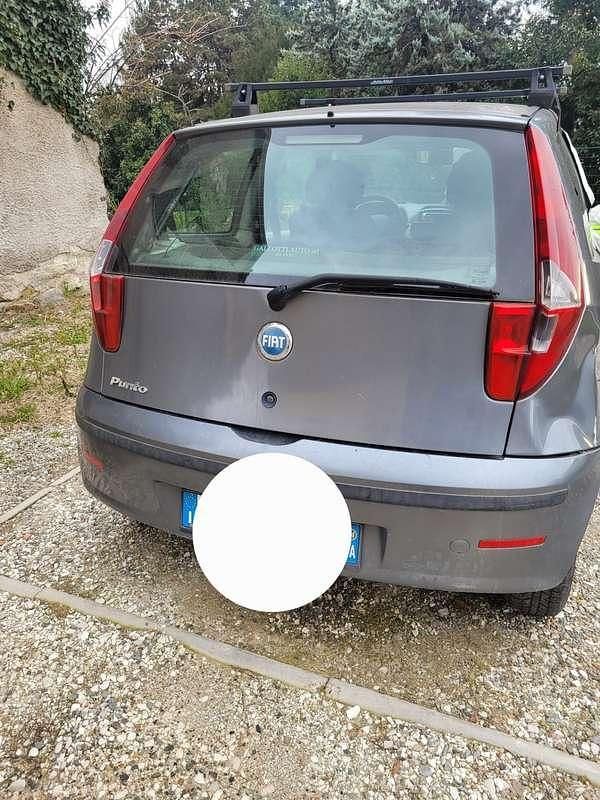 Usata Fiat Punto 60 CV (44 kW) 2004 Berlina