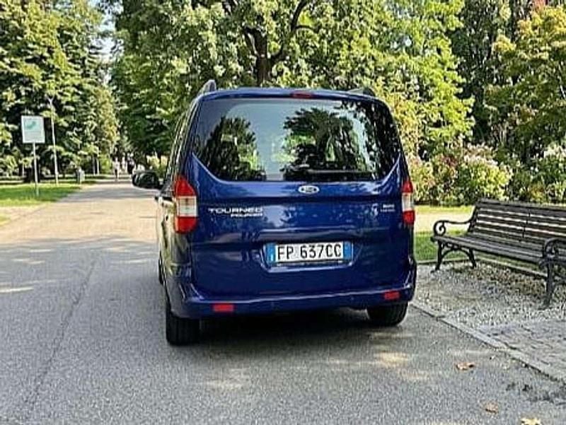 Usata Ford Tourneo Courier 101 CV (74 kW) 2018 Blu/azzurro Monovolume