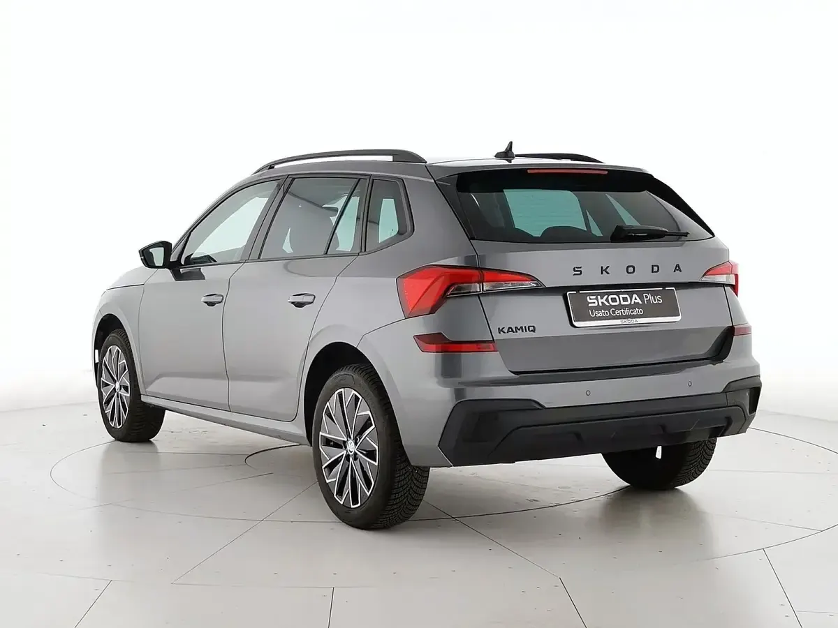 Usata Skoda Kamiq 115 CV (84 kW) 2025 Grigio SUV