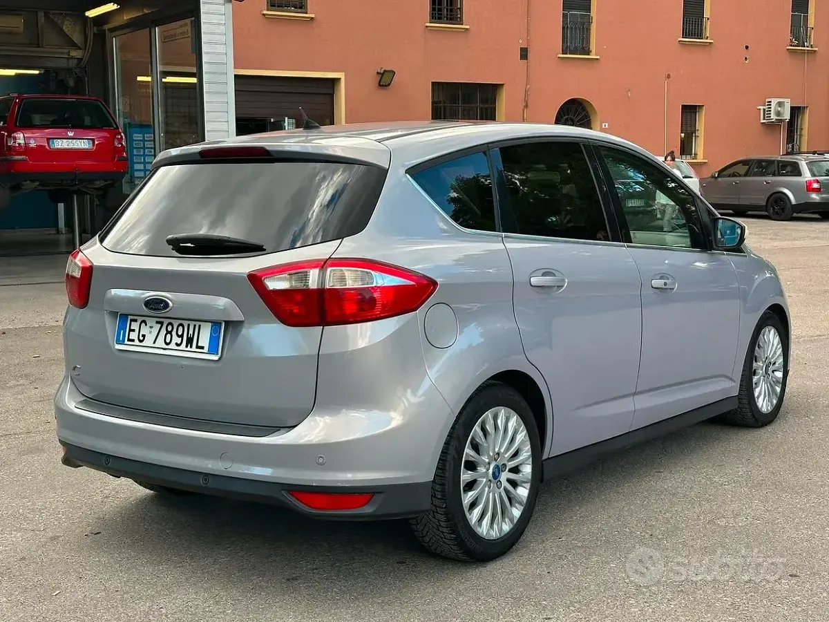 Usata Ford C-MAX Titanium 115 CV (84 kW) 2012 Grigio Monovolume