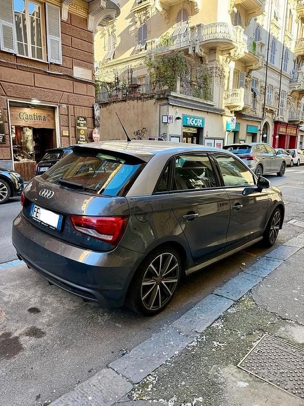 Usata Audi A1 Sportback S-Line 95 CV (69 kW) 2016 Grigio Utilitaria