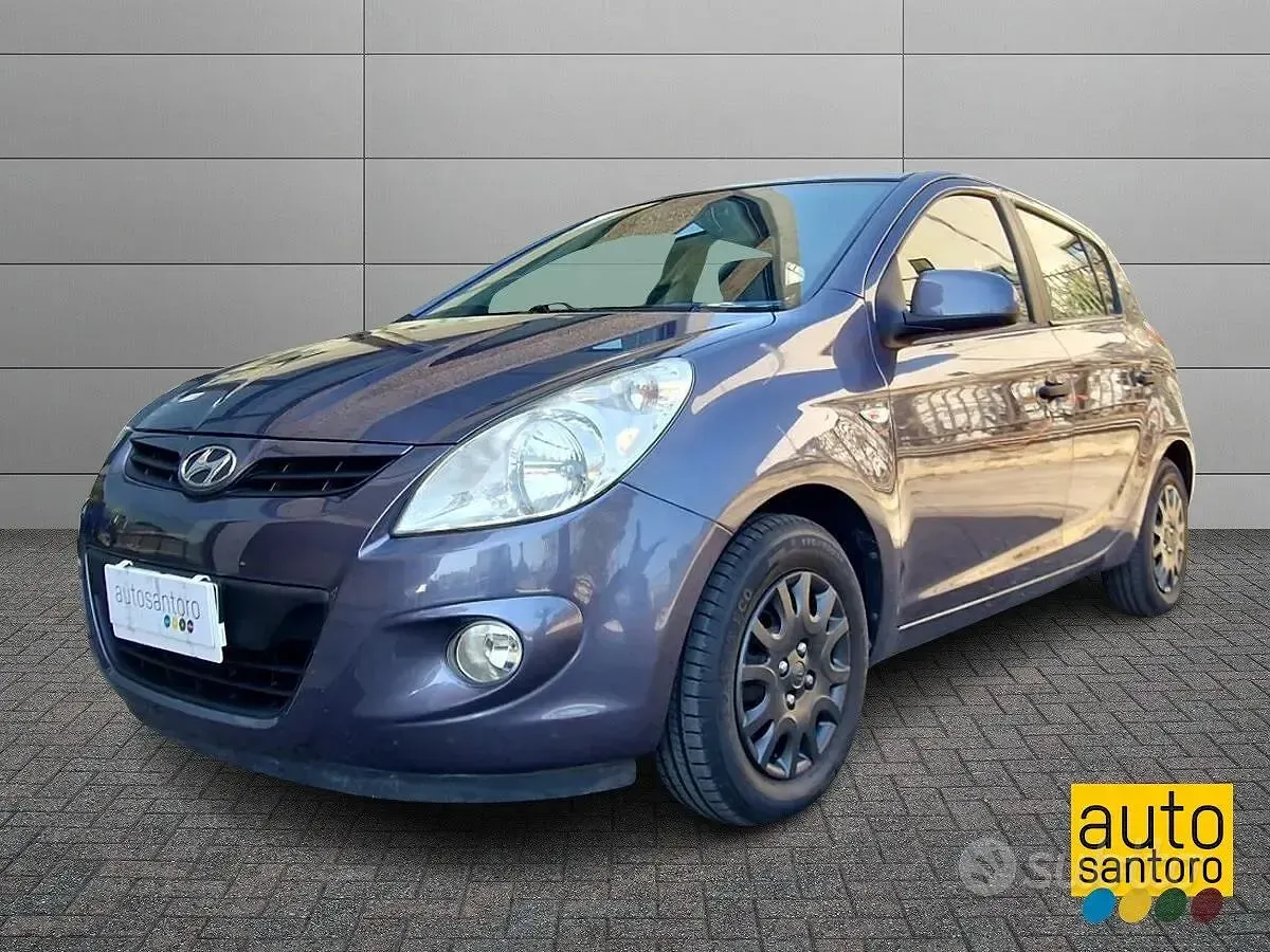 Usata Hyundai i20 Comfort 75 CV (55 kW) 2010 Utilitaria