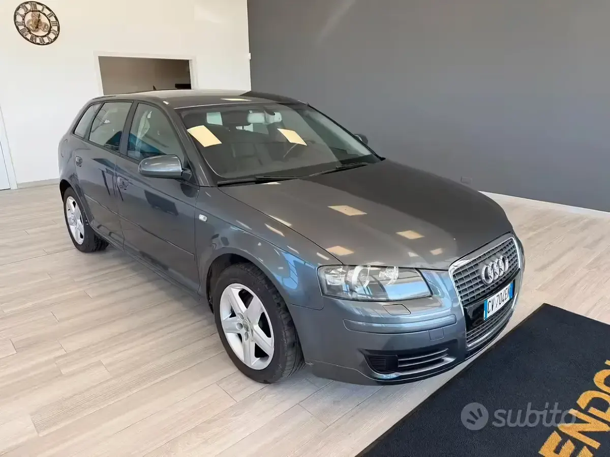 Usata Audi A3 Attraction 150 CV (110 kW) 2005 Grigio Utilitaria