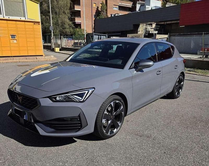 Usata Cupra Leon 150 CV (110 kW) 2024 Berlina