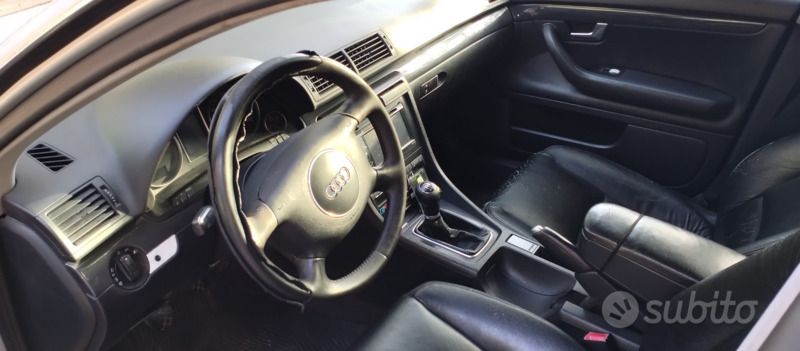 Usata 2002 Audi A4 Station wagon | 1000 € (Ottimo prezzo) - Immagine 1/4