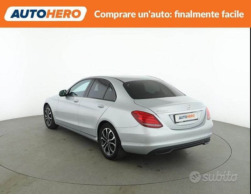 Usata Mercedes C220 169 CV (124 kW) 2018 Grigio Berlina