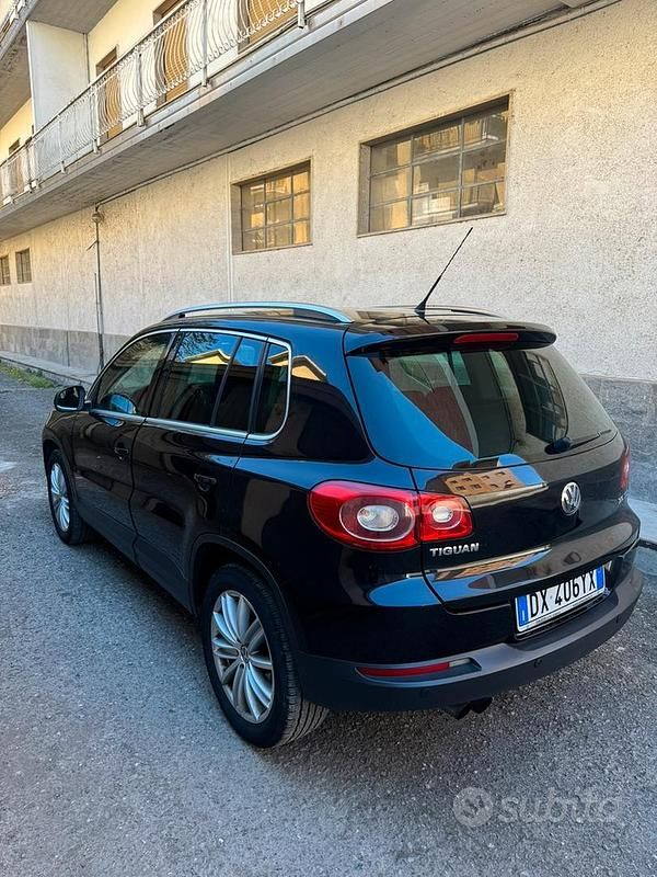 Usata VW Tiguan 140 CV (102 kW) 2009 Nero SUV