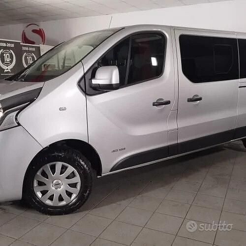 Grigio Usata 2019 Nissan NV300 Furgone | 17.900 € - Immagine 1/4