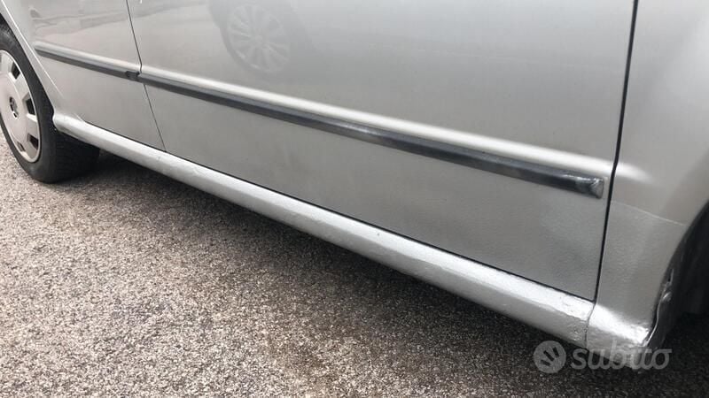 Usata Skoda Fabia 80 CV (58 kW) 2006 Argento Utilitaria