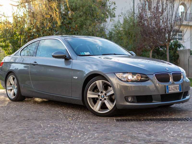 Usato 2007 BMW 325 2.5 Benzin 218 CV (22.000 €)