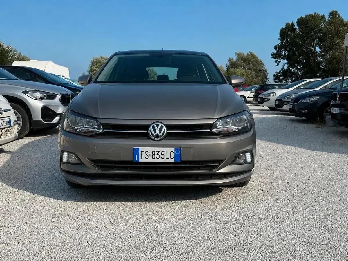 Usata VW Polo Highline 80 CV (58 kW) 2019 Grigio Utilitaria