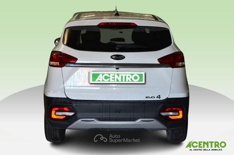 Usata EVO Evo 4 114 CV (83 kW) 2024 Bianco SUV