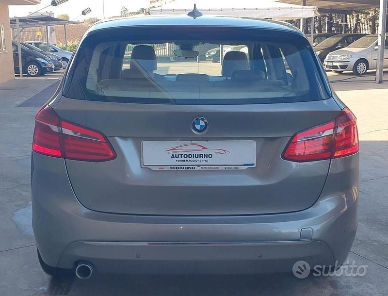 Usata BMW 218 Luxury Line 150 CV (110 kW) 2014 Beige Station wagon