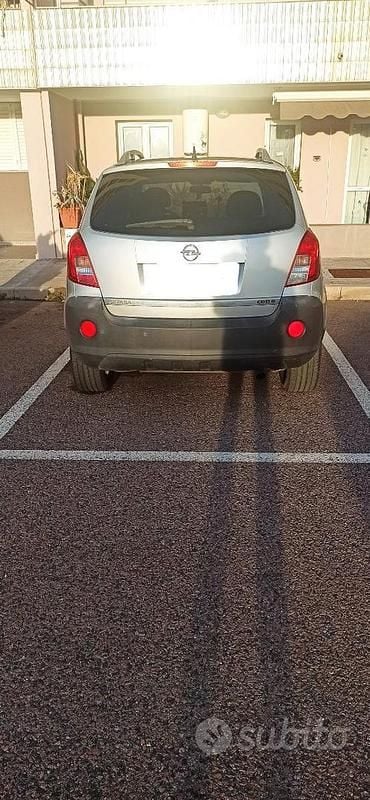 Usata Opel Antara 163 CV (119 kW) 2013 Grigio SUV